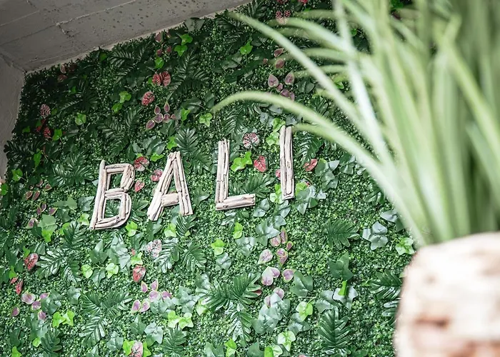 Apartment Bali Centre 6 Pers Jacuzzi Option Agen
